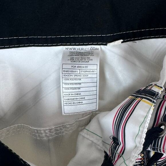 Hurley Board Shorts White Black Check Windowpane Size 34 - Picture 3 of 7